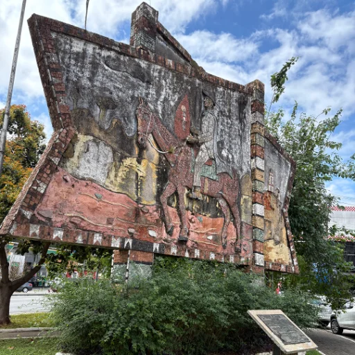 Monumento aos Romeiros